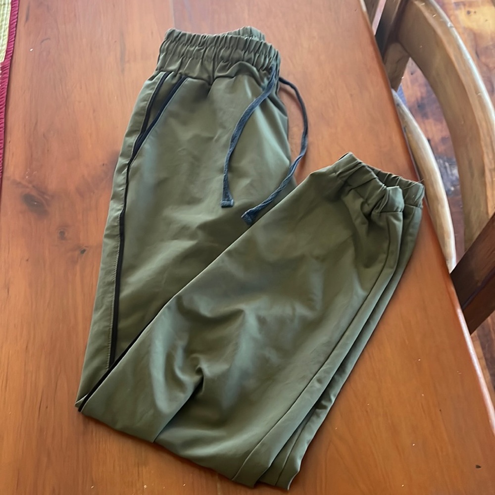 Five Dancewear joggers YL